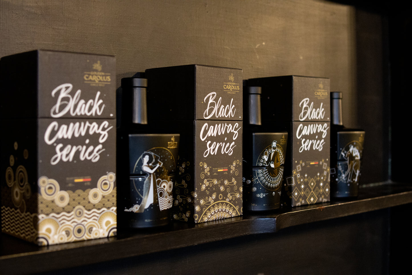 Black Canvas Series – Trots