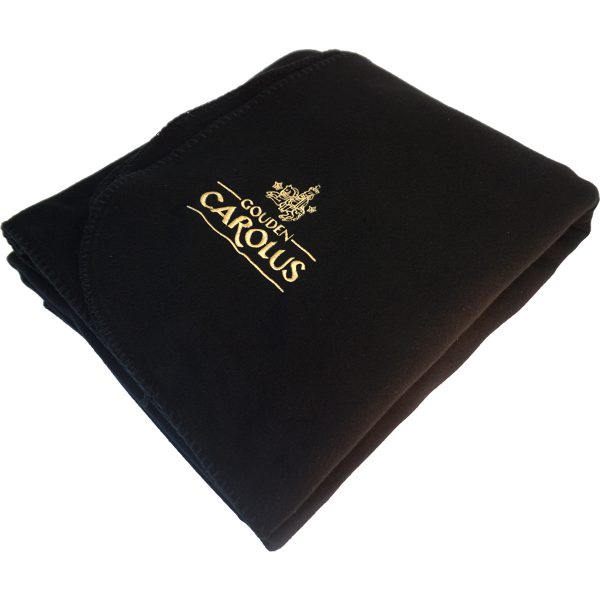 XL deken zwart met Gouden Carolus logo